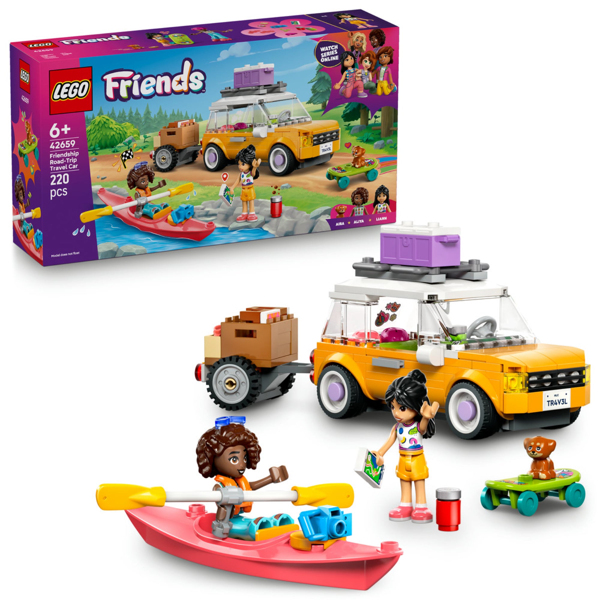 LEGO Friends 42659 készlet doboza és összerakott elemei, köztük egy narancssárga túraautó, egy piros kajak, utánfutó, két minibabafigura és egy gördeszkázó kutya.