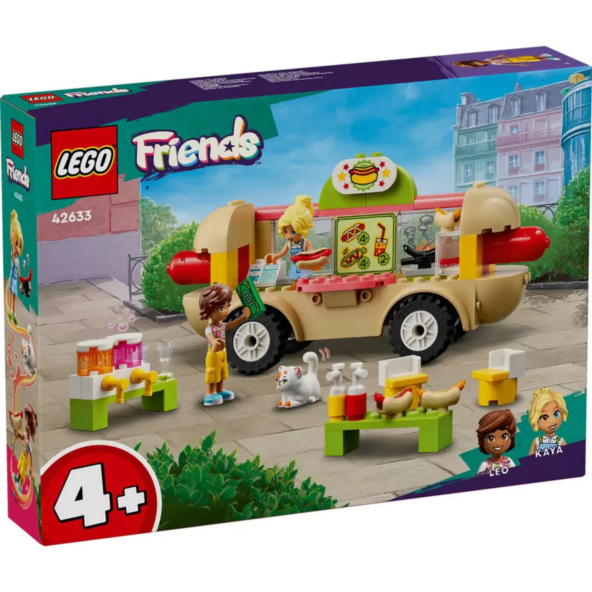 LEGO Friends Hot dog árus büfékocsi (42633) dobozkép színes városi háttérrel, a készlet elemeivel, Leo és Kaya karaktereivel, valamint 4+ korosztályi ajánlással.