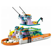 LEGO Friends 41734 Tengeri mentőhajó – a hajó szétszedhető elemekre bontva: kivehető labor, pihenőtér, irányítótorony és napelemes fedélzet. A modularitás megkönnyíti a kreatív szerepjátékot és a belső tér elérését.
