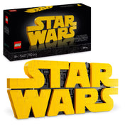 LEGO Star Wars – Star Wars logó (75407) építőkészlet doboza és a megépített sárga „STAR WARS” felirat LEGO kockákból.