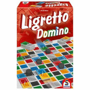 A Ligretto Domino társasjáték piros doboza, színes dominó jellegű lapkákkal és bábukkal egy színes táblán.