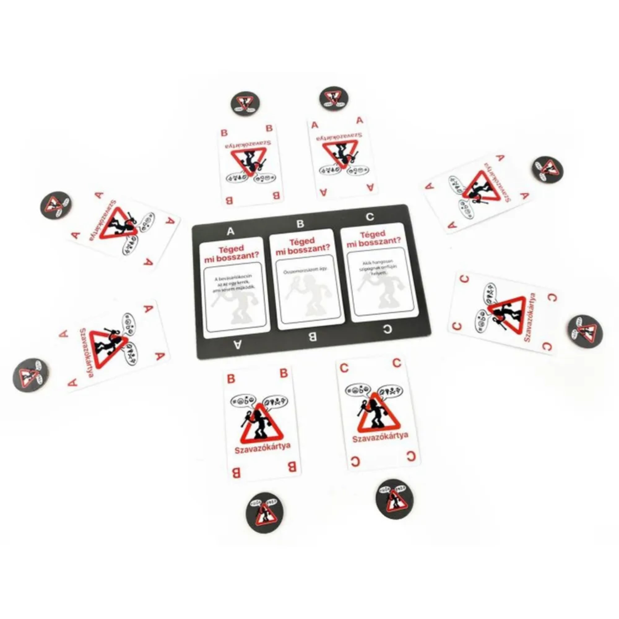 Zsémbes öregek társasjáték asztalon, kirakott kérdéskártyákkal és szavazókártyákkal, körben elhelyezett játékosjelző korongokkal, a játék egy fordulóját ábrázolva.
