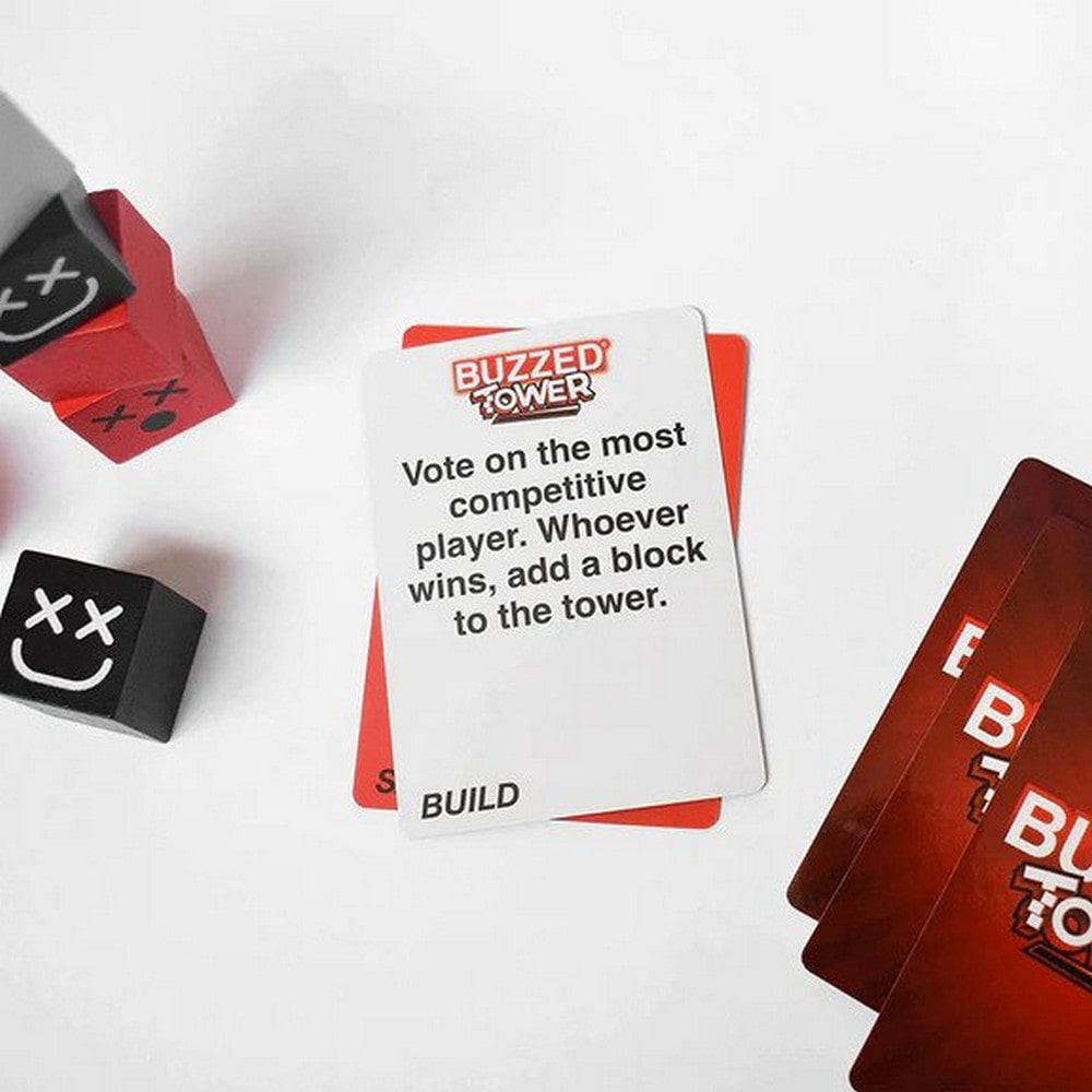 What Do You Meme? Buzzed Tower, angol nyelvű társasjáték