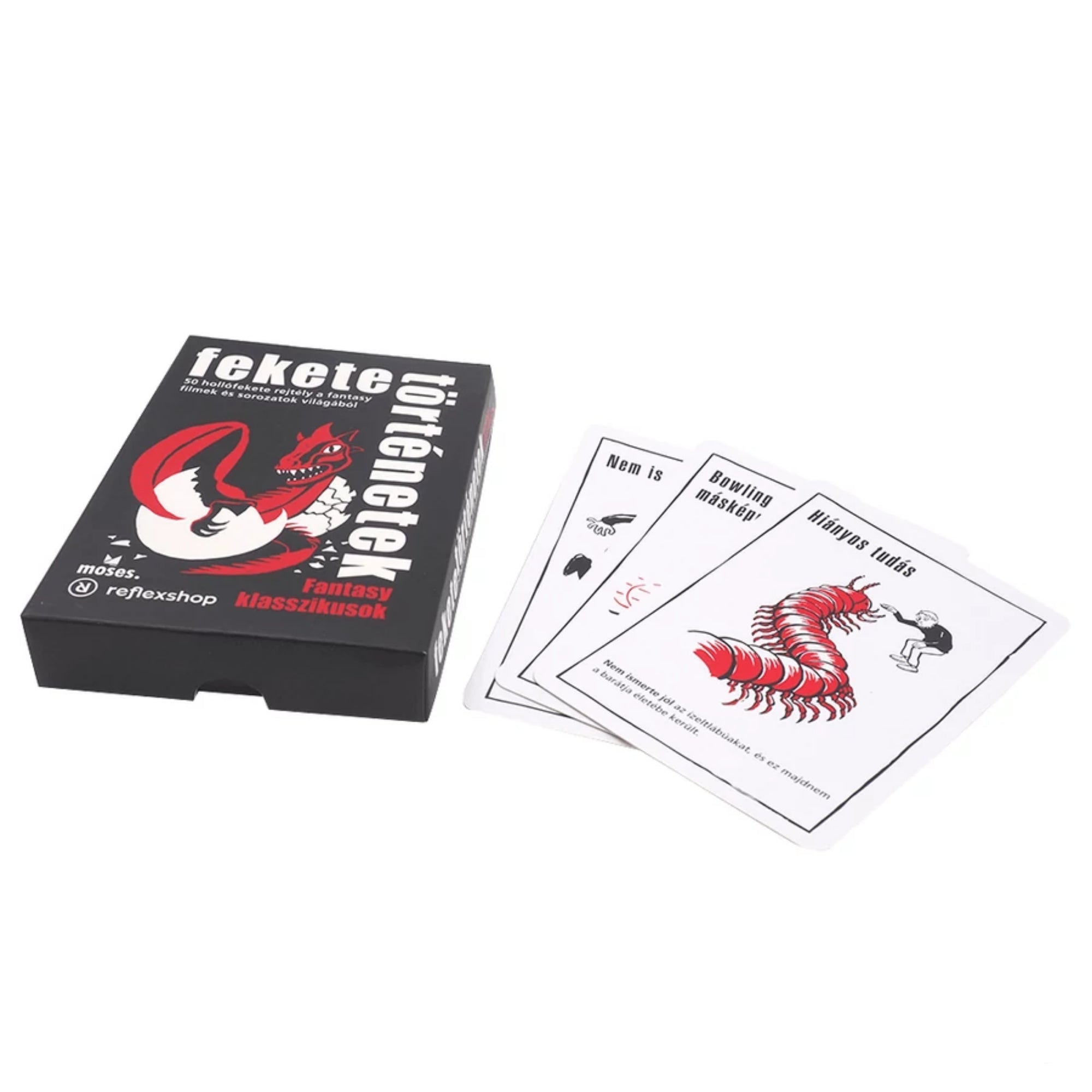 A Fekete történetek – Fantasy klasszikusok társasjáték doboza és három kártyája, köztük egy óriási vörös százlábút ábrázoló rajzzal.