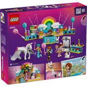 LEGO Friends Jelmezes buli egyszarvúval és tündérrel (42661) doboz hátlap, jelenetekkel a szerepjátékhoz és a DJ-színpaddal.