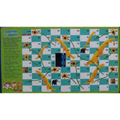 "Mancs Őrjárat: Pörgess és játssz! Együtt a csapat! – Mentsd a méheket! társasjáték tábla, színes mezőkkel, csúszdákkal és létrákkal."