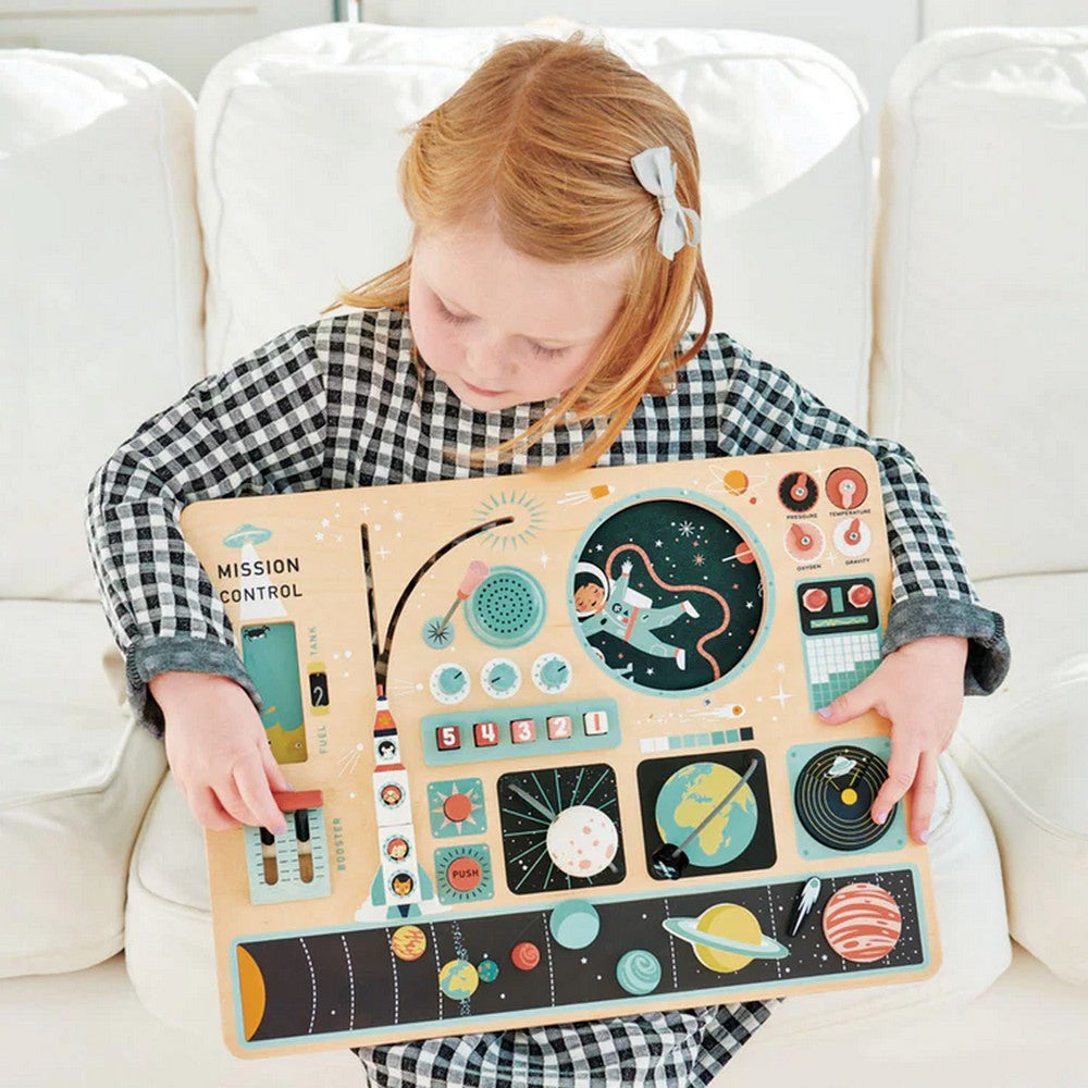 Űrállomás, prémium fából Space Station TL8314