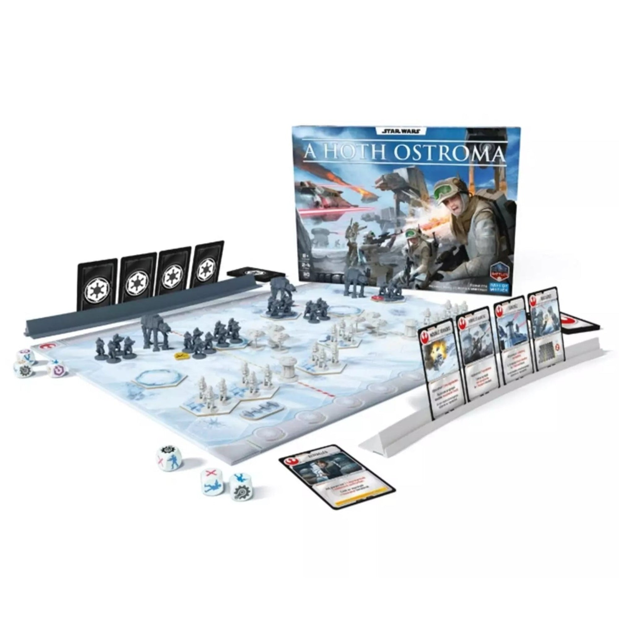 A játék kiterítve: játéktábla a havas Hoth felszínével, minifigurák, kártyák és a doboz a háttérben.