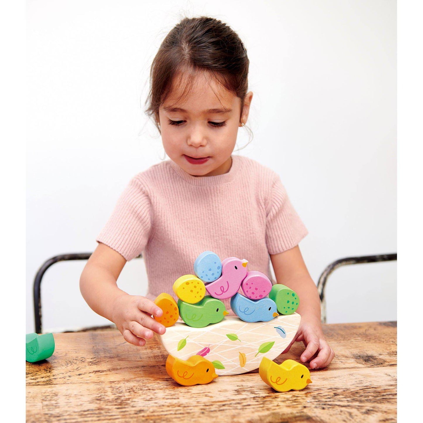 Madaras hinta, prémium minőségű fából - Rocking Baby Bird - 12 darab - Tender Leaf Toys-Tender Leaf Toys-5-Játszma.ro - A maradandó élmények boltja