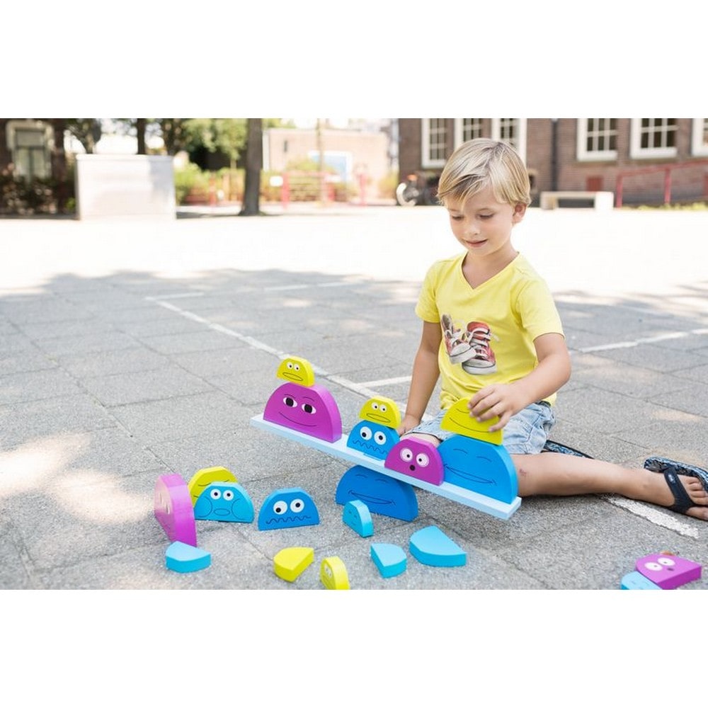 Egyensúlyozó pajtik, BS Toys