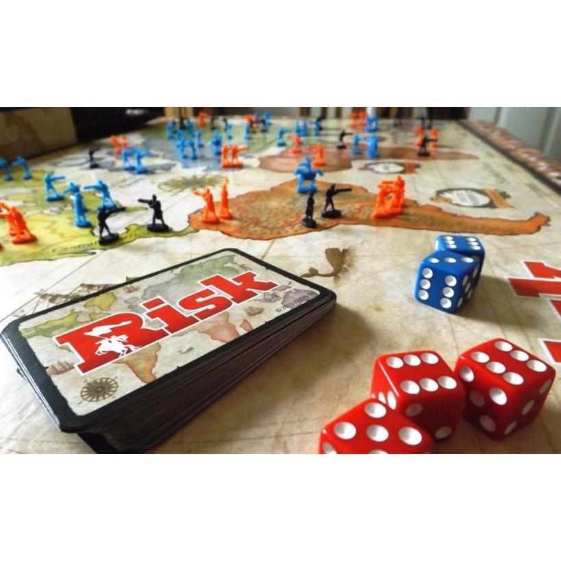Rizikó-Hasbro-8-Játszma.ro - A maradandó élmények boltja