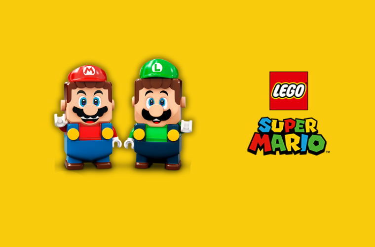 A képen a LEGO Super Mario sorozat három fö karaktere látható, Mario, Luigi és Peach