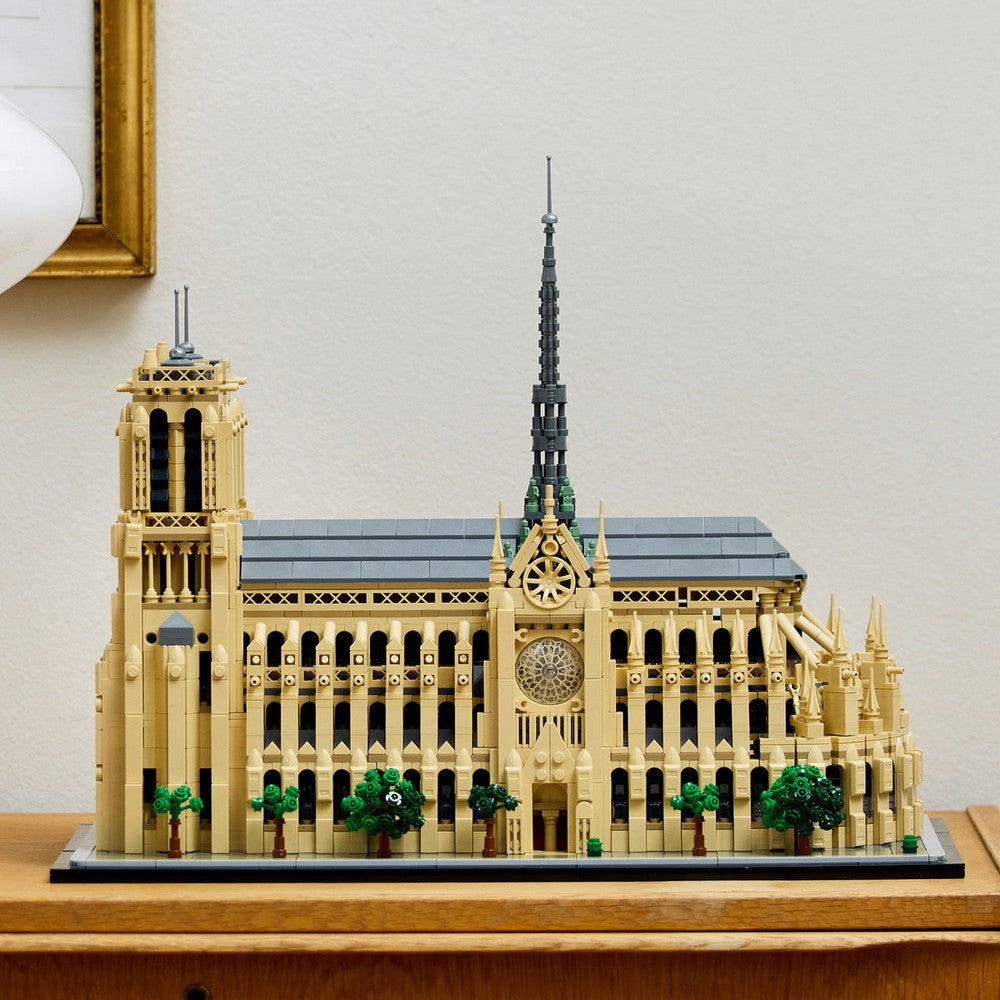 LEGO Architecture A párizsi Notre-Dame 21061