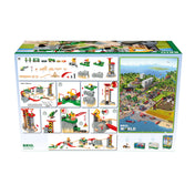 BRIO Teherhegyi készlet hátoldala: A doboz hátlapján a 49 elemből álló készlet tartalma, funkciói és játéklehetőségei részletes illusztrációkkal bemutatva.