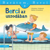 Berci az uszodában (Barátom, Berci 7.) carte în limba maghiară