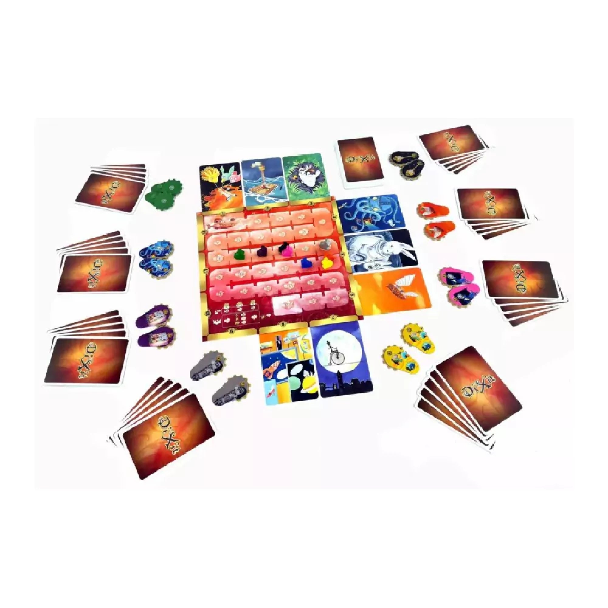 A Dixit Odyssey játék közben: játéktábla, karakterjelölők, szavazókártyák és illusztrált lapok, amelyek a játék történetmesélő jellegét tükrözik.