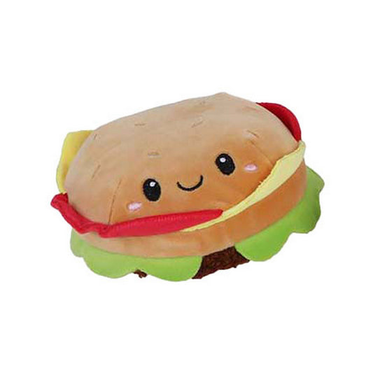 Mosolygós hamburger plüssfigura salátával, sajttal és paradicsommal, puha játék dekoráció fehér háttér előtt.