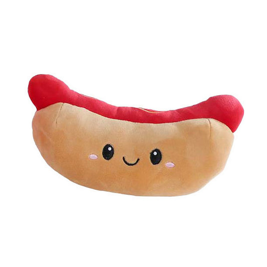 Mosolygós hot dog plüssfigura puha kiflivel és piros szósszal, aranyos étel formájú plüss játék fehér háttér előtt.