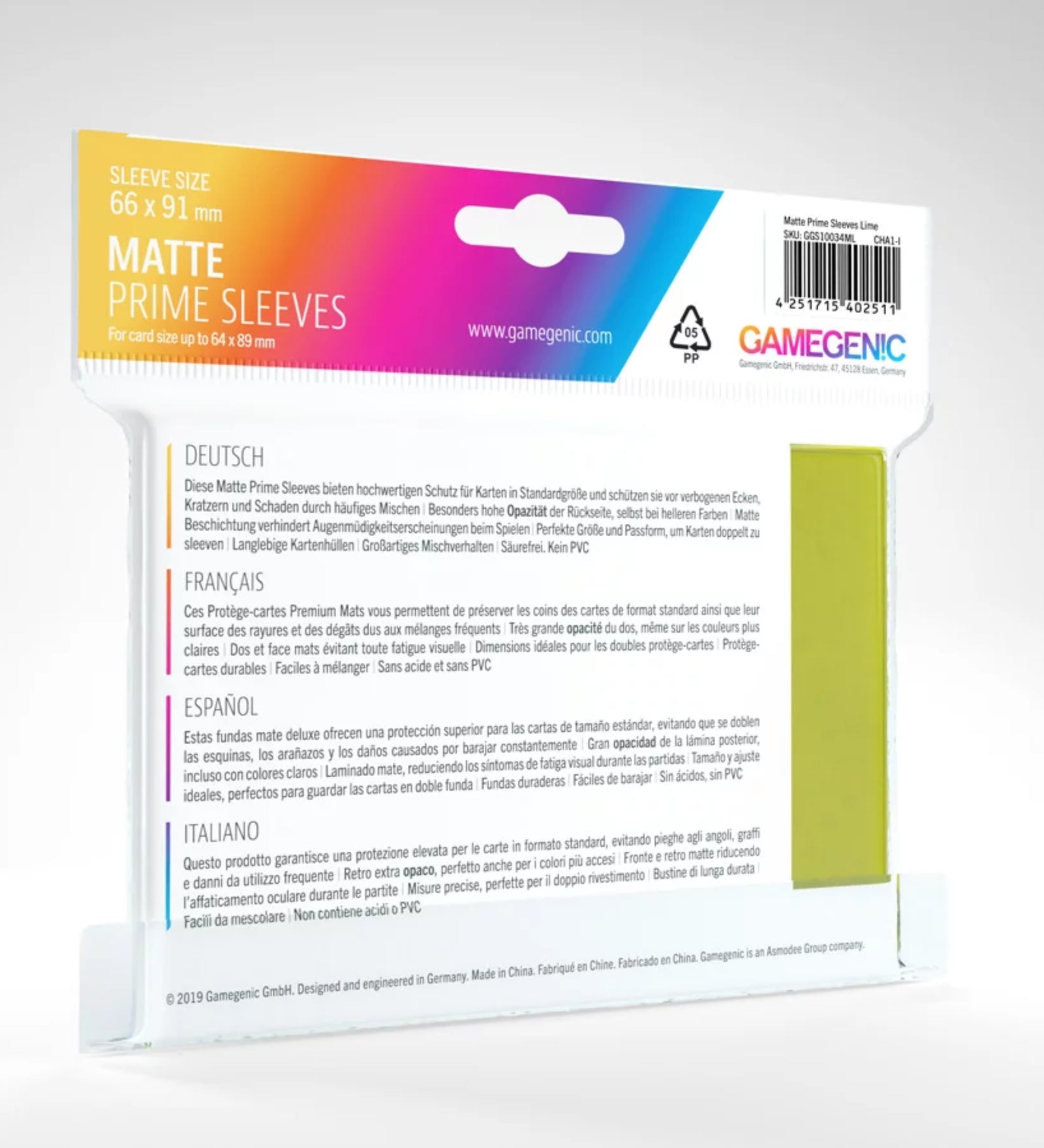 Gamegenic Matte Prime zöld (lime) standard kártyavédő hátoldala – a csomagolás hátlapja négy nyelven (német, francia, spanyol, olasz) ismerteti a sleeve előnyeit, mint például a magas fedőképesség, matt fólia és dupla sleeveléssel való kompatibilitás.