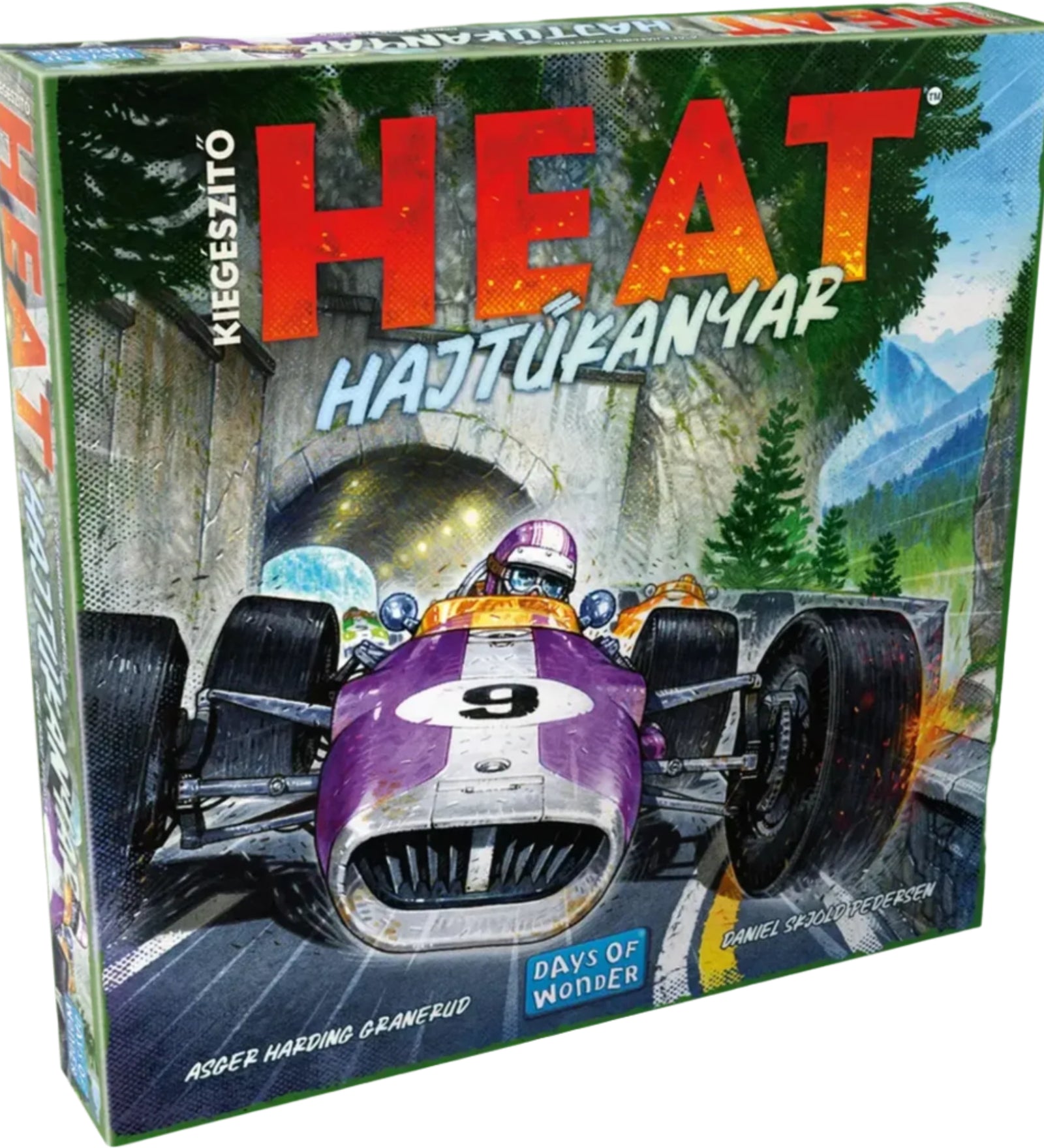 A képen a Heat: Hajtűkanyar társasjáték kiegészítő doboza látható. A doboz látványos, lendületes grafikával hívja fel magára a figyelmet: egy klasszikus versenyautó száguld épp egy alagút felé, a háttérben hegyekkel és fenyőfákkal. A "HEAT" felirat élénk pirossal tűnik ki, alatta pedig a kék-fehér „Hajtűkanyar” szó sejteti a játék tartalmát – új kihívások, új pályák és még több adrenalin! A „Kiegészítő” felirat figyelmeztet: ez a csomag önmagában nem játszható, a Heat alapjáték szükséges hozzá.