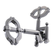 A Huzzle Cast Key II logikai fém fejtörő kulcs alakú elemekkel, összerakott állapotban, elegáns ezüst színű kivitelben.