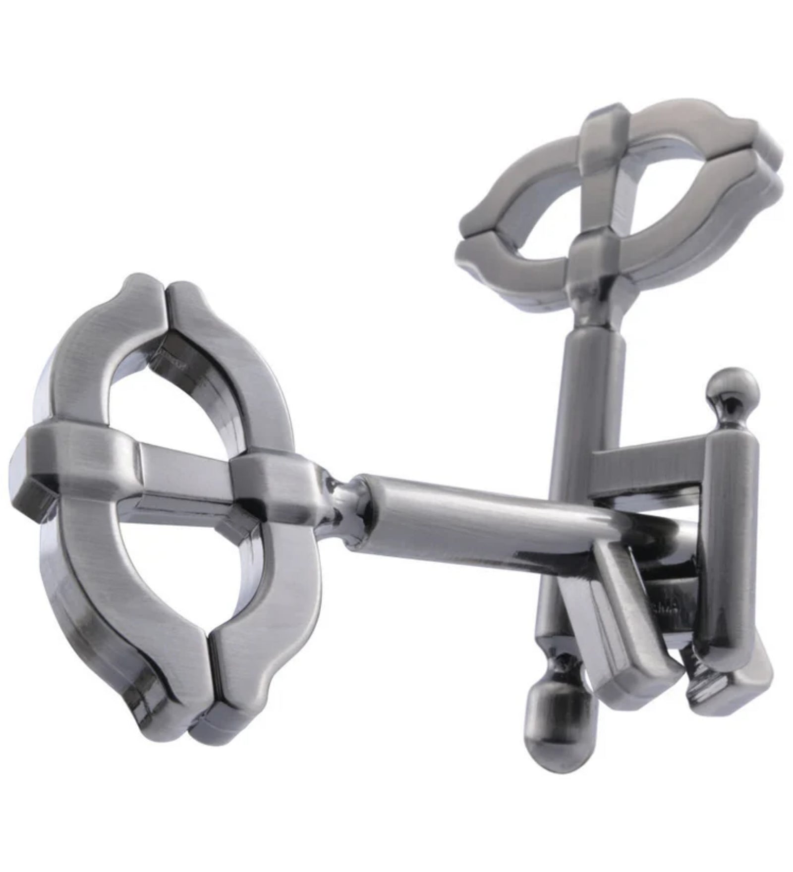 A Huzzle Cast Key II logikai fém fejtörő kulcs alakú elemekkel, összerakott állapotban, elegáns ezüst színű kivitelben.