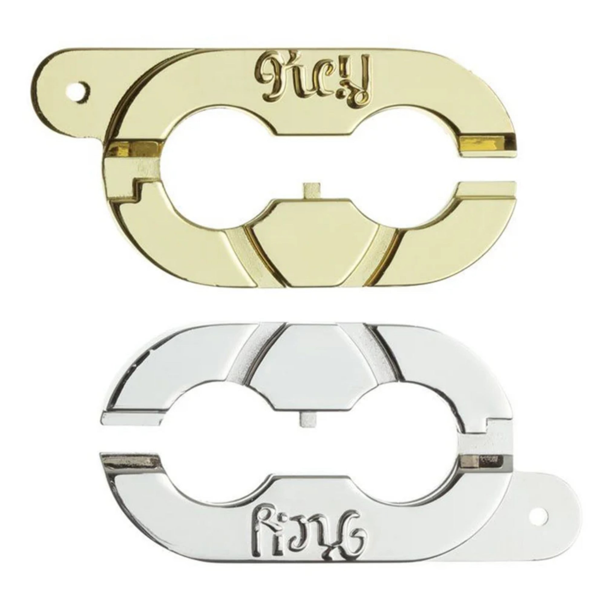 A Huzzle Cast Keyring két darabja egymás mellett, különválasztva látható – az egyik arany, a másik ezüst színű, mindkettőbe "Key" szó van gravírozva.