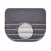 Hanayama Huzzle Cast Wallet fém puzzle felülnézetben, sötétszürke, kör alakú középső elemmel és barázdált mintával.