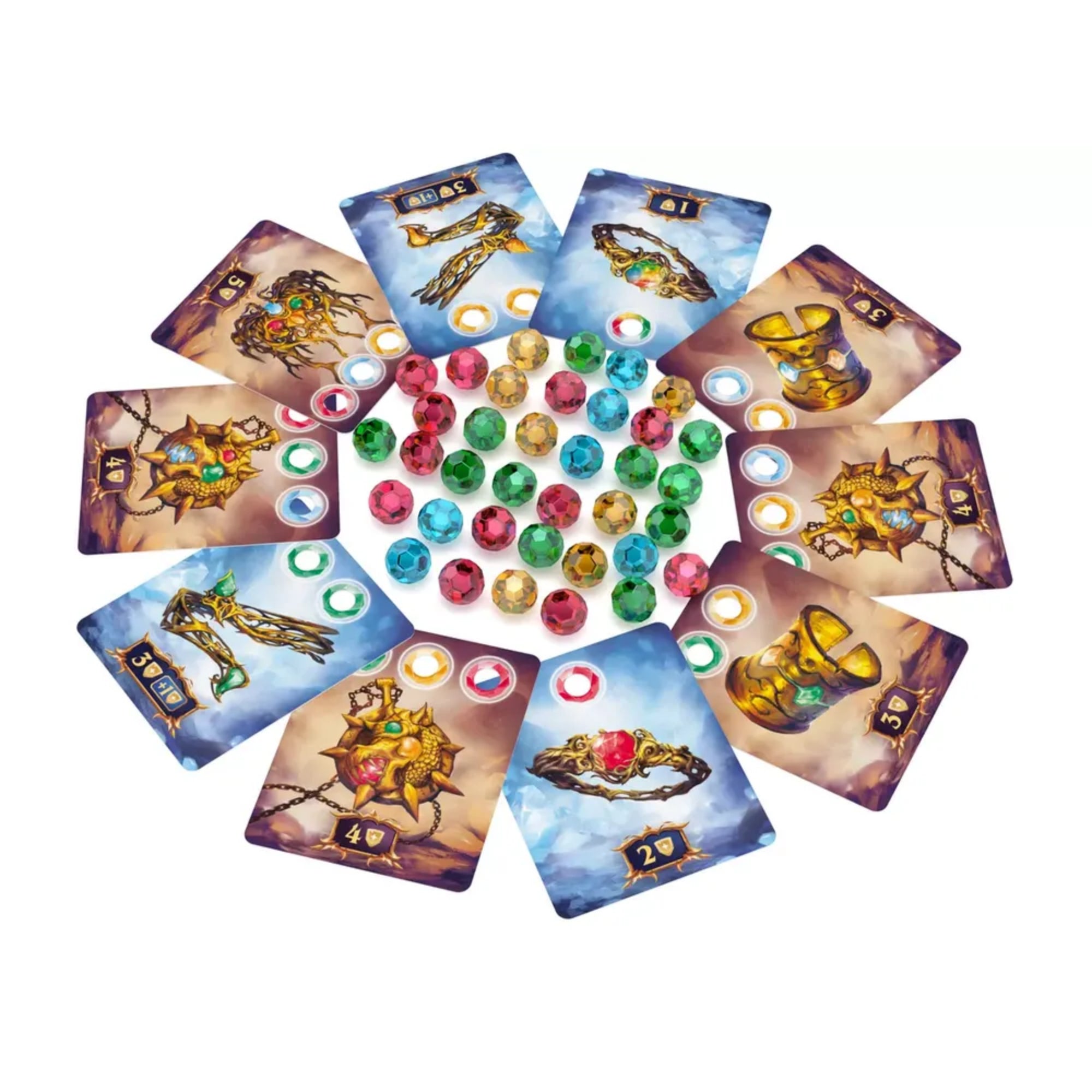 Kristály műhely társasjáték kártyái kör alakban elrendezve, különböző értékű mágikus tárgyakat ábrázoló lapokkal és színes, csiszolt hatású kristálykövekkel a középen, fehér háttéren.
