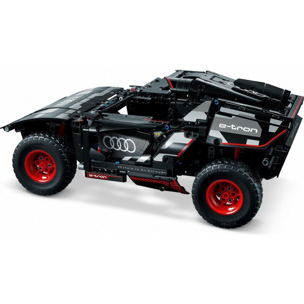 LEGO  Technic Audi RS Q e-tron 42160 914 darabos