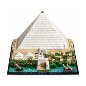 A LEGO Architecture: A gízai nagy piramis (21058) készlet elölnézeti képe, ahol jól látható a nagy fehér piramis, a templom és a Nílus menti hajók.