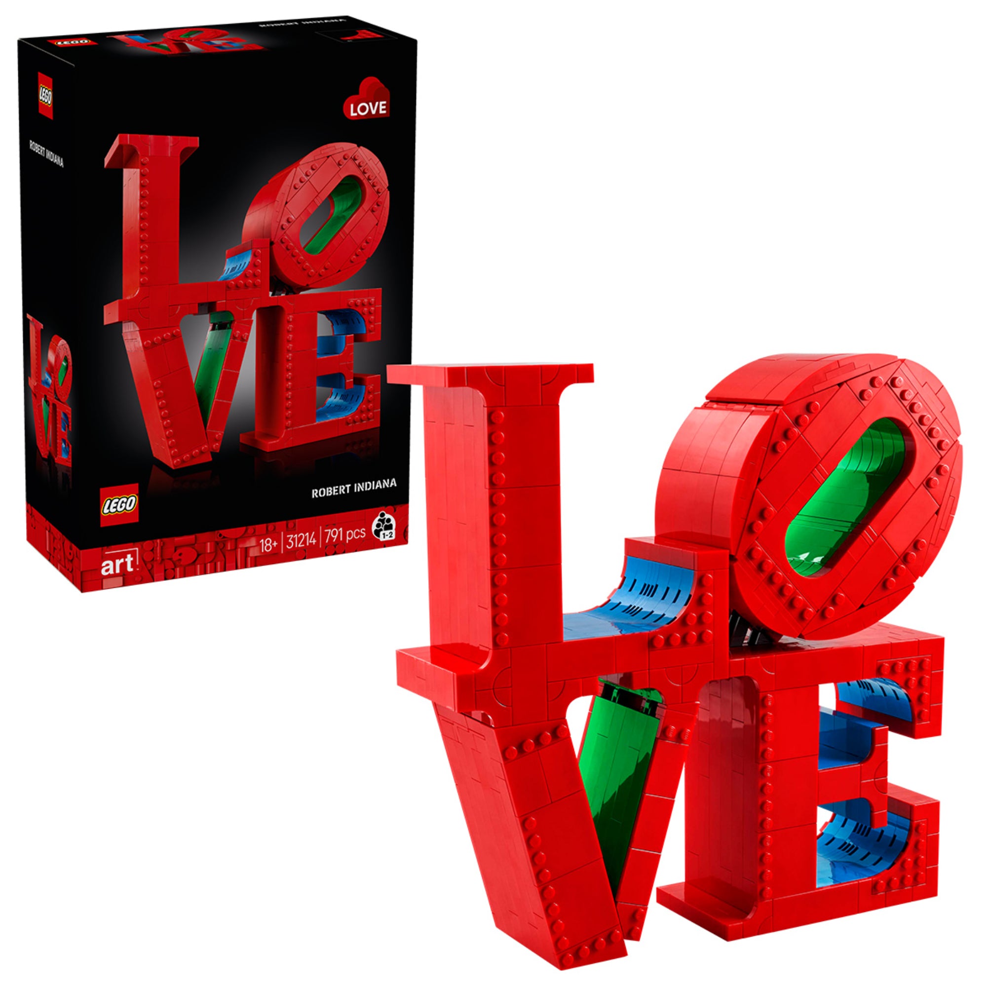 LEGO Art LOVE 31214 készlet, amelyen látható a Robert Indiana ihlette, nagy piros, zöld és kék betűkkel készült 'LOVE' szó LEGO változata, mellette a csomagolása.