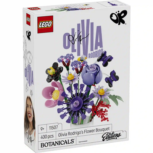 A LEGO Botanicals Olivia Rodrigo virágcsokra 11507 dobozának eleje a lila virágcsokor és pillangók grafikájával.