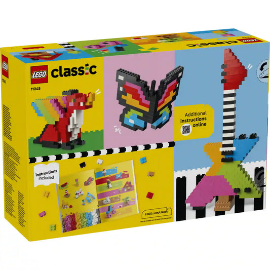LEGO Classic Kreatív színes építőkockák (11045) dobozának hátoldala színes modellötletekkel, köztük pillangóval, rókával és absztrakt művészi alkotással, valamint online építési útmutató információkkal.