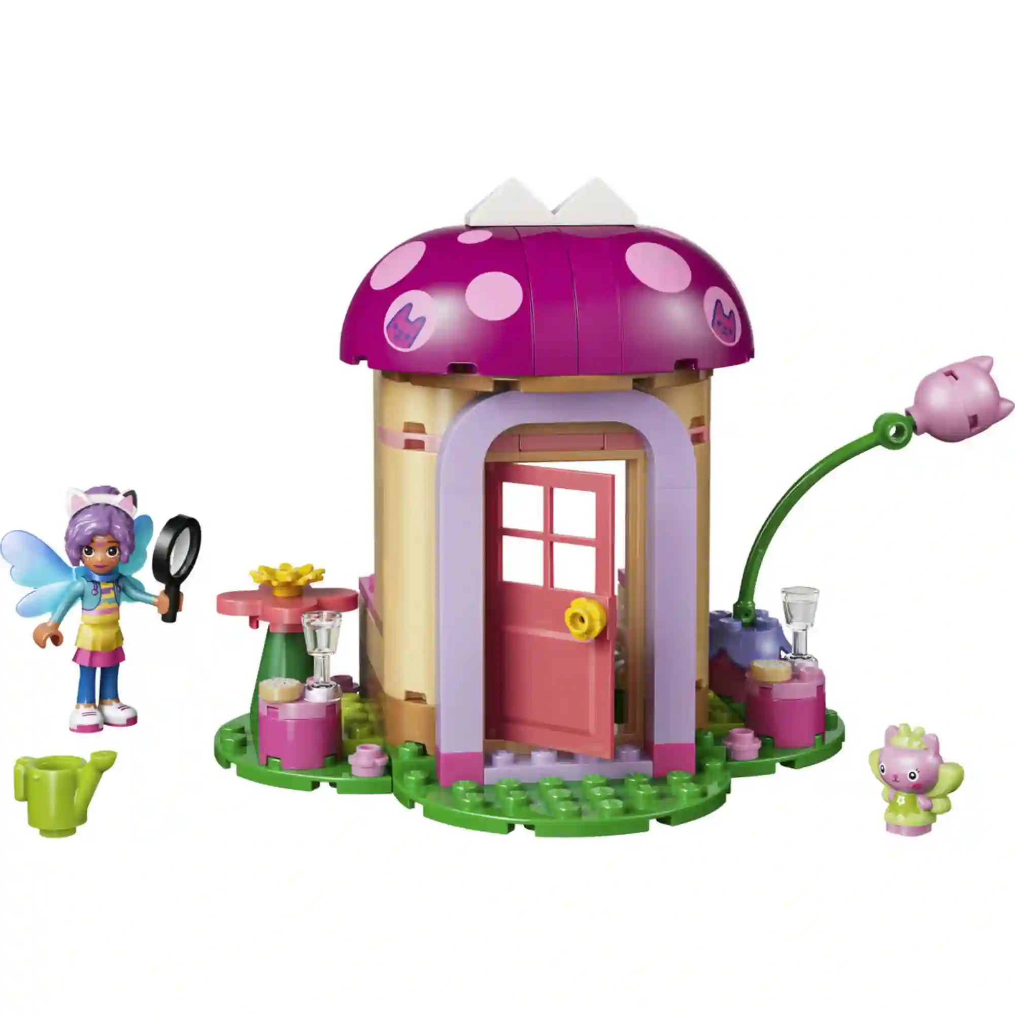 LEGO Gabby babaháza 11212 Kitty Tündér kerti háza teljes megépített készlete nyitható ajtóval, Kitty Tündér figurával, kiscica karakterrel, locsolókannával és egyéb játékos kiegészítőkkel.