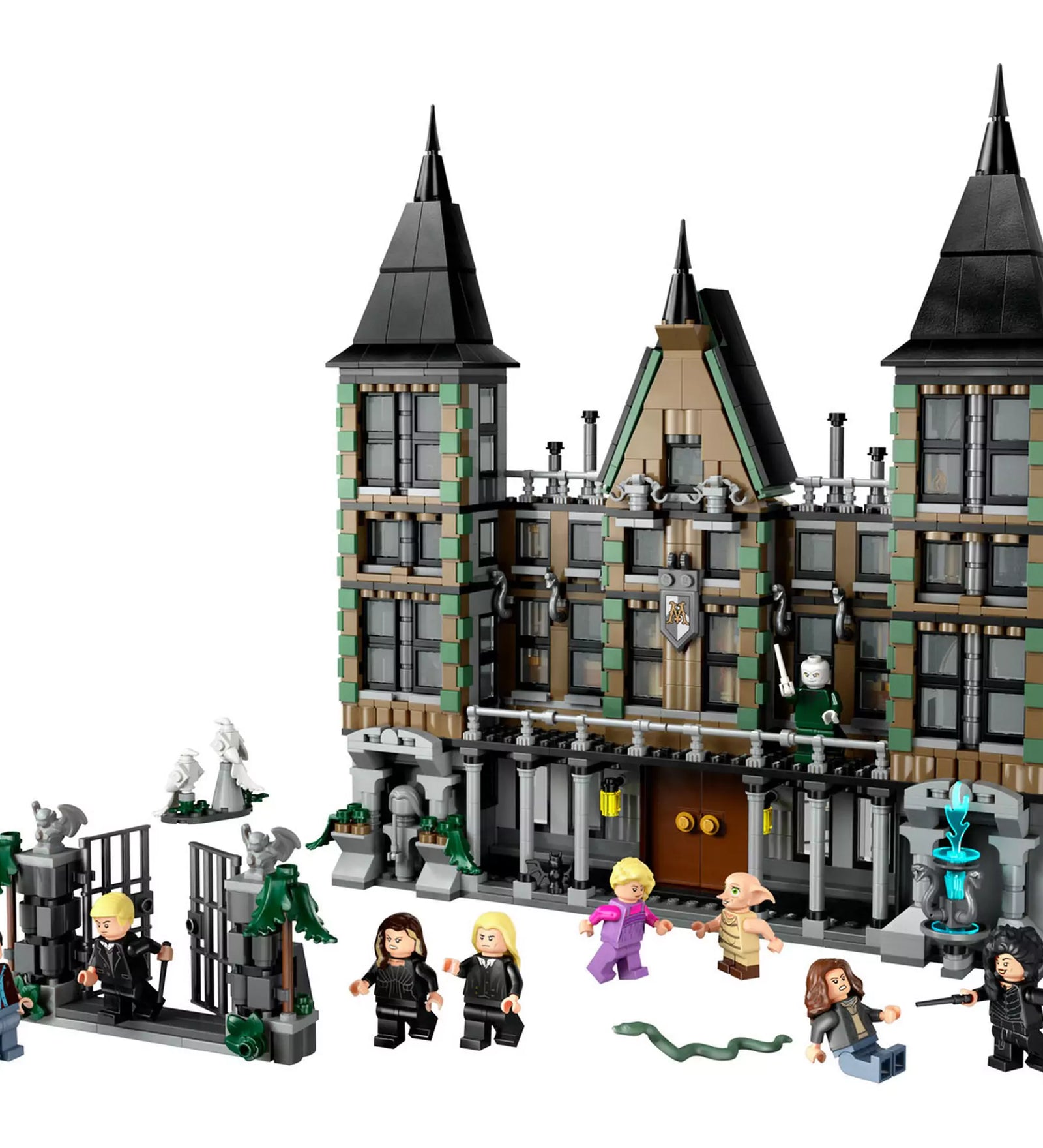 LEGO Harry Potter Malfoy-kuria (76453) – az ikonikus kastély részletei és minifigurák akcióban.