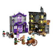 A LEGO Harry Potter 76439-es szett teljesen összeépítve, benne Ollivander varázspálcaboltja és Madam Malkin talárszabászata, kiegészítőkkel és minifigurákkal.