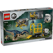 A LEGO Jurassic World: Allosaurus szállító kamion (76966) doboz hátlapja, amely a készlet funkcióit mutatja be – a mozgatható raktér, a nyitható ketrecajtó és a dinoszaurusz befogása jelenik meg.