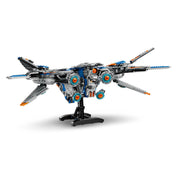 A LEGO Milano űrhajó hátulnézete, jól látható hajtóművekkel és részletes hátsó panelkialakítással, világos háttérrel.