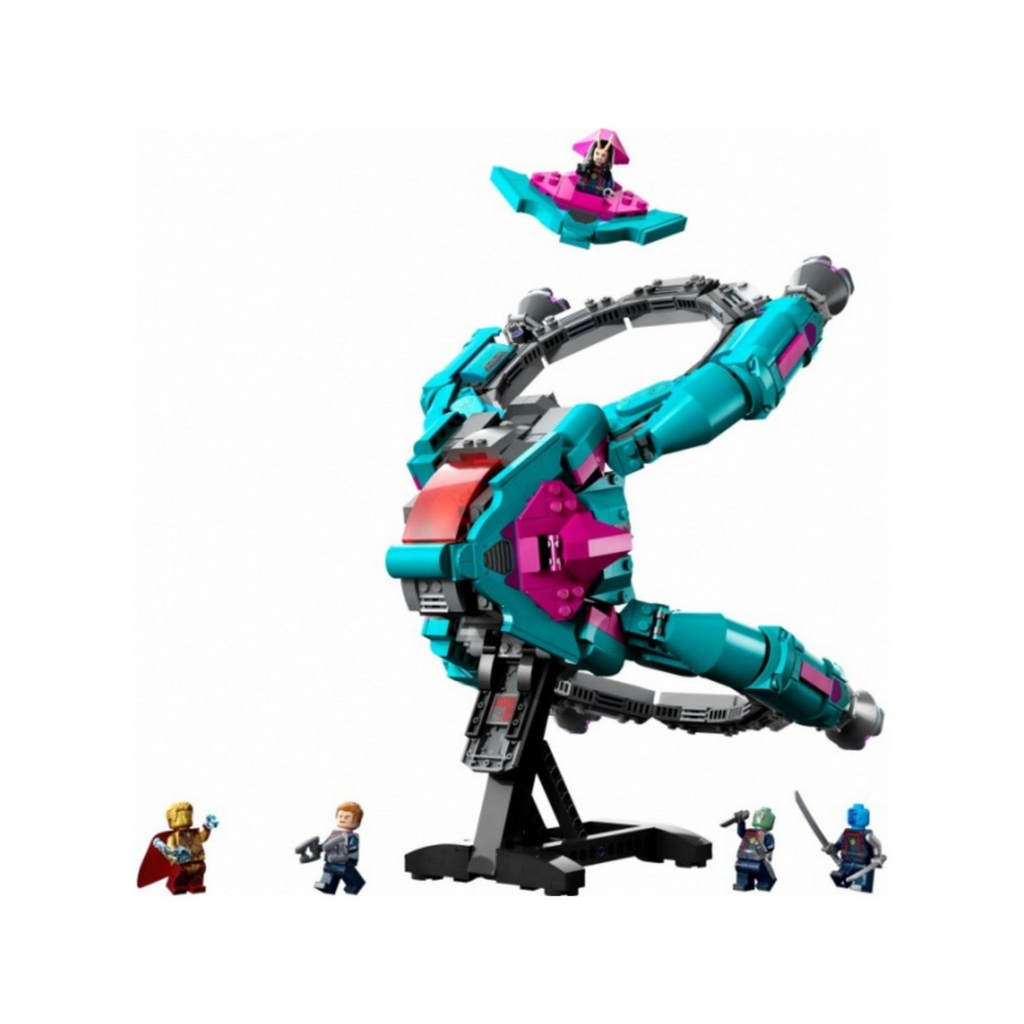 A LEGO Marvel Az új Őrzők hajója (76255) teljes készlete, benne a narancssárga űrhajó nyitható oldalakkal, hat minifigurával és megépíthető állvánnyal.