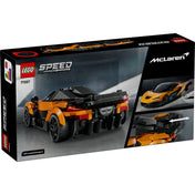 LEGO Speed Champions McLaren W1 doboz hátoldala, a modell hátulnézetével.