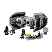 A LEGO Star Wars TIE bombázó (75347) teljes készlete, benne a bombázó hajó, Darth Vader, alezredes, TIE pilóta és GNK droid minifigurák, valamint bombatöltő kocsi.