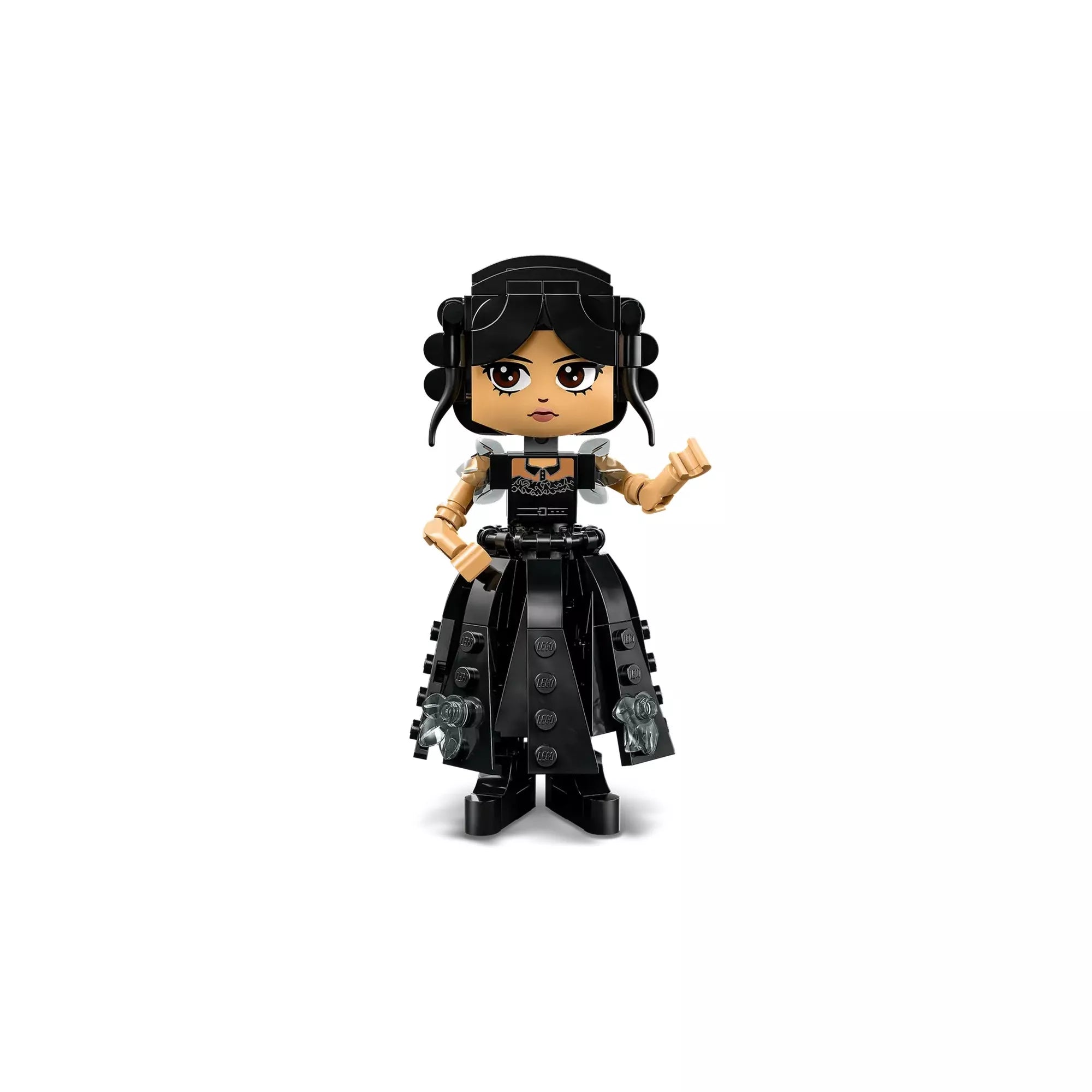 A Wednesday Addams figura különleges, fekete estélyi ruhás változata, aprólékosan megformált szoknyával és díszítésekkel.