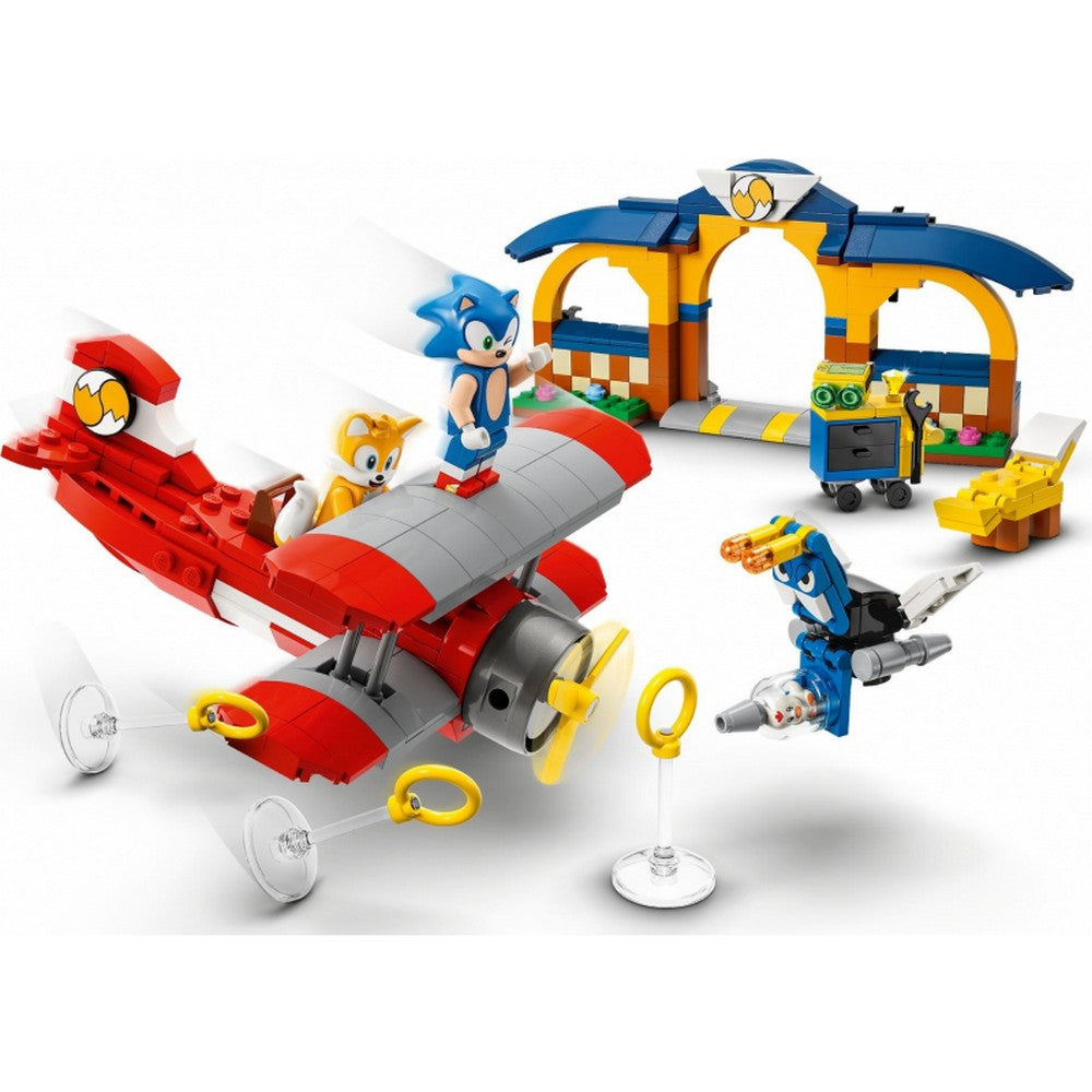 LEGO® Sonic the Hedgehog™ Tails műhelye és Tornado repülőgépe 76991 376 darabos