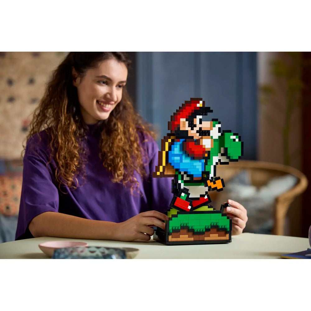 holgy jatszik a kirakott mario figuraval