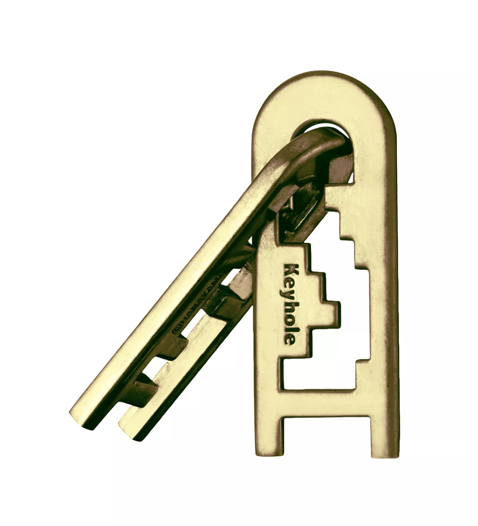 Aranyszínű Huzzle Cast Keyhole logikai kirakó két kulcsformájú elemmel összekapcsolva, szemből nézve.