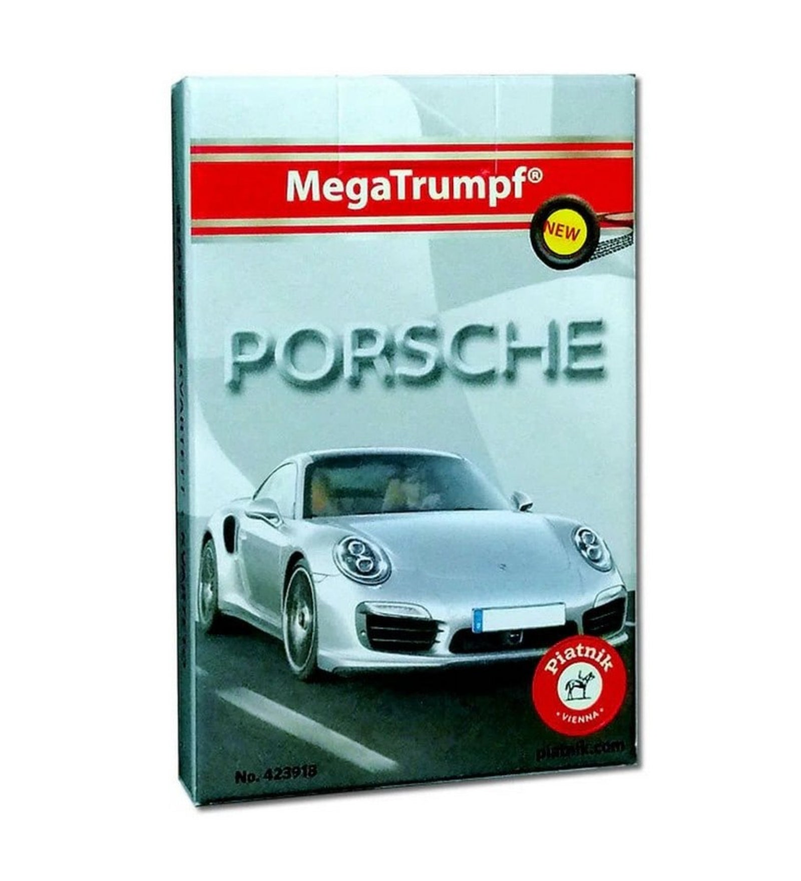 A képen a MegaTrumpf Porsche kvartett kártyajáték doboza látható. A borítón egy ezüst színű Porsche sportautó tűnik fel dinamikus, úton haladó beállításban. A dobozon a „Porsche” felirat dominál, alatta pedig a Piatnik logója található, ami az osztrák kártyajátékgyártót jelöli.