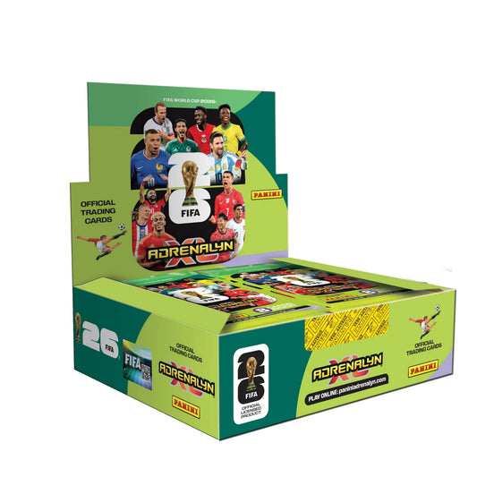 Panini FIFA World Cup 2026 Adrenalyn XL gyűjtőkártya display doboz 24 csomaggal, zöld világbajnoki csomagolással és futballsztárokat ábrázoló grafikával