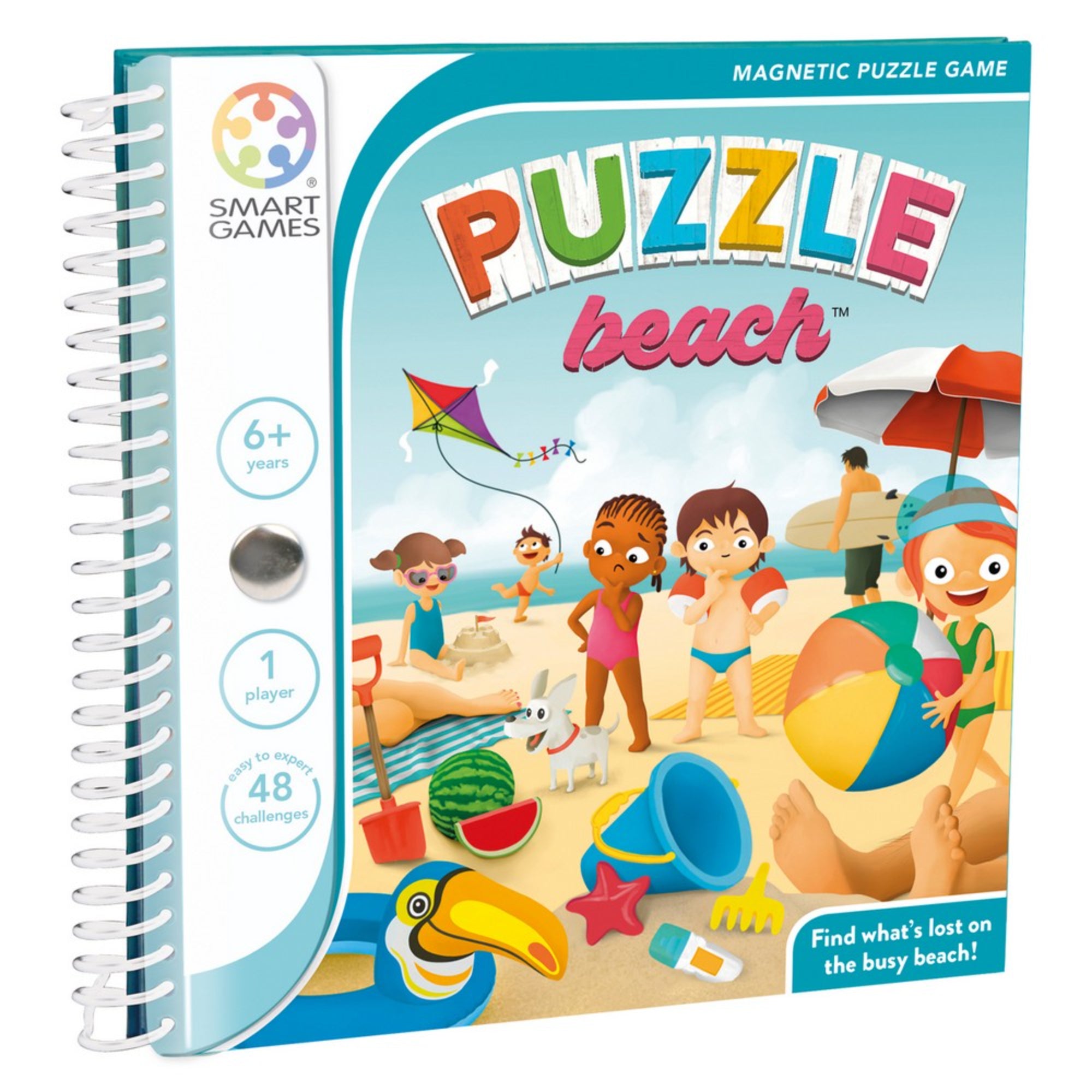 Smart Games Puzzle Beach borítója – A logikai játék színes borítója, amely egy nyüzsgő tengerparti jelenetet ábrázol gyerekekkel és elveszett tárgyakkal.