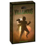 A képen a Star Wars: Villainous – Scum and Villainy társasjáték doboza látható. A doboz előlapján a híres fejvadász, Boba Fett sziluettje szerepel, amint épp jetpackjével a levegőbe emelkedik, egyik kezében fegyverrel. A háttérben a Tatuin bolygó ikonikus kettős naplementéje sejlik fel, ami a Star Wars univerzum rajongói számára azonnal felismerhető jelenet. A doboz zöld keretezést kapott, ami a Villainous sorozatra jellemző stíluselem. 